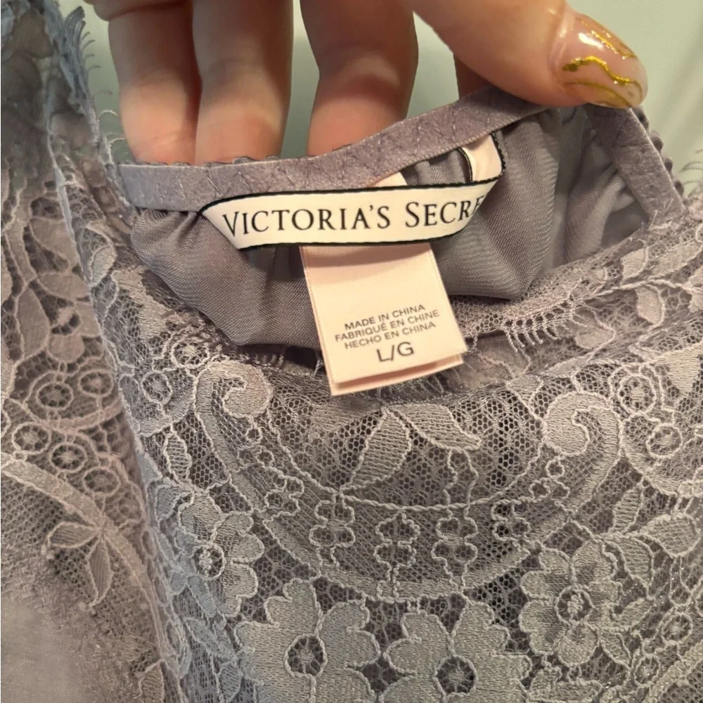 Victoria's Secret Lilac slip - Picture 2 of 4